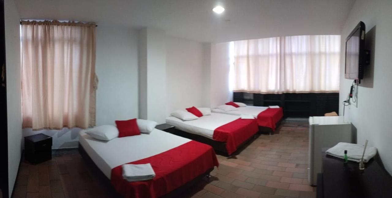 Hotel Catalina Plaza Pereira Eksteriør billede