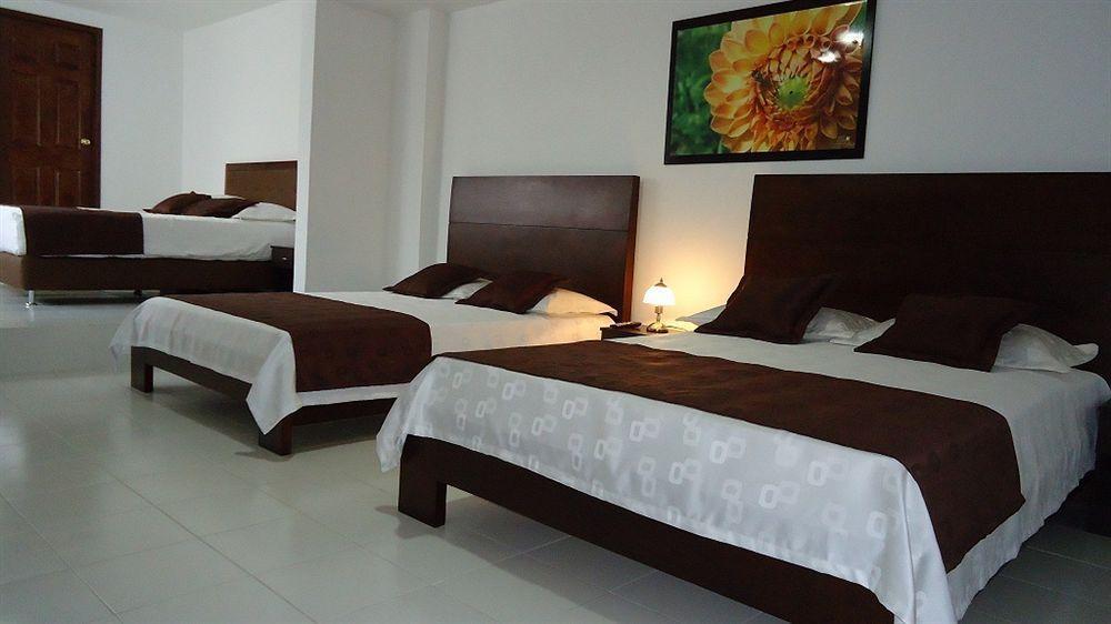 Hotel Catalina Plaza Pereira Eksteriør billede