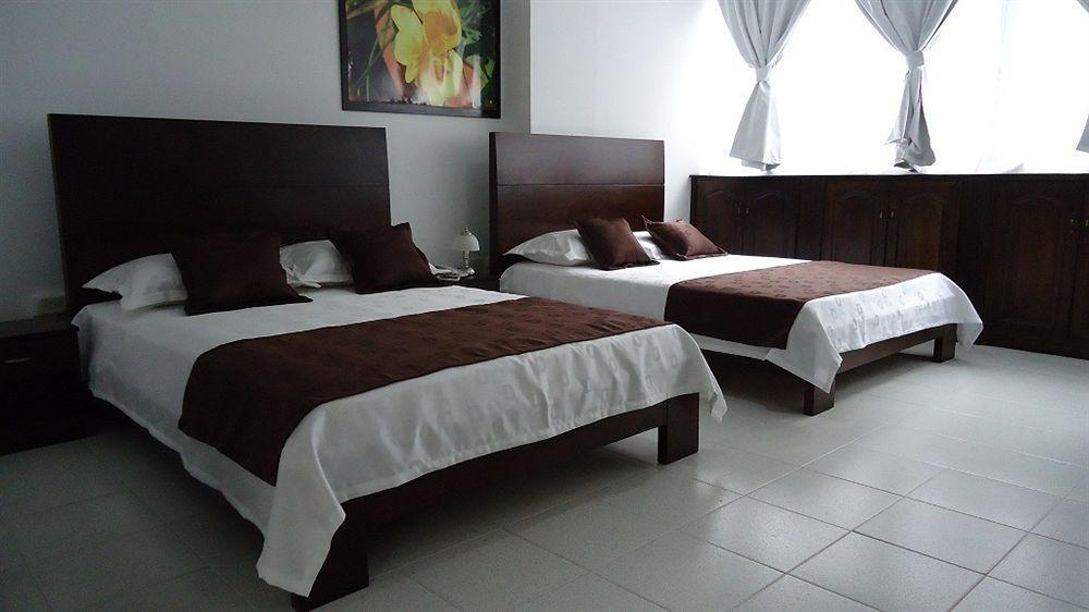 Hotel Catalina Plaza Pereira Eksteriør billede